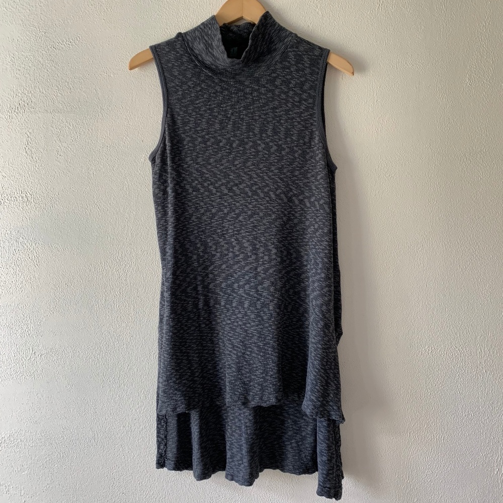 LEFT OF CENTER high/low mock neck sleeveless tunic